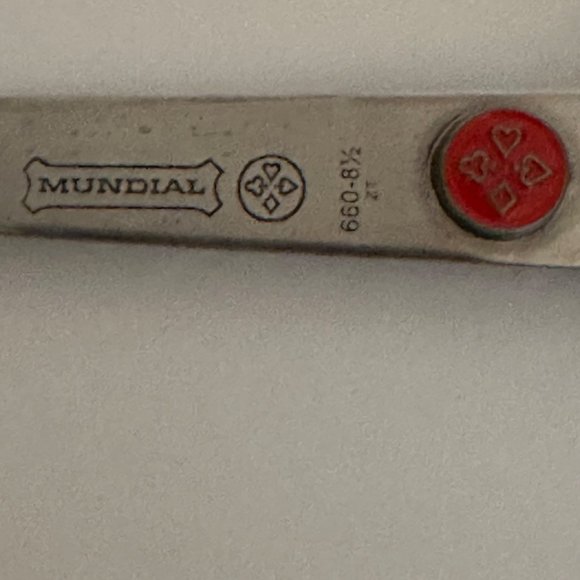 Mundial Red Dot 8-1/2" Lightweight Dressmaker Shears Scissors #660 - Picture 3 of 6